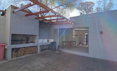 Casa en venta - 1 Dormitorio 3 Baños - 960Mts2 - Florencio Varela, Bosques