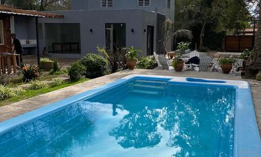 Casa en venta - 1 Dormitorio 3 Baños - 960Mts2 - Florencio Varela, Bosques