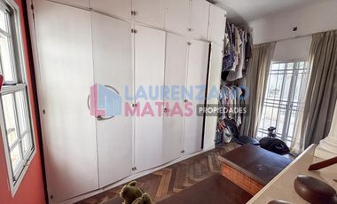 CASA 6 AMBIENTES, C/ COCHERA, DEPENDENCIA, TERRAZA Y PLAYROOM - AGRONOMIA