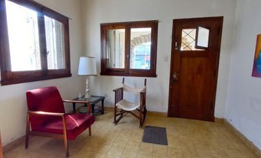 Casa en venta - 2 Dormitorios 1 Baño - Cochera - 450Mts2 - Mar del Plata