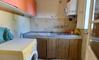 Casa en venta - 2 Dormitorios 1 Baño - Cochera - 450Mts2 - Mar del Plata