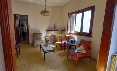 Casa en venta - 2 Dormitorios 1 Baño - Cochera - 450Mts2 - Mar del Plata