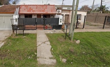 Complejo de Departamentos en venta - 7 UFs - Trista Suarez