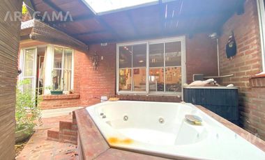 Casa en venta en Echeverria del Lago - Canning