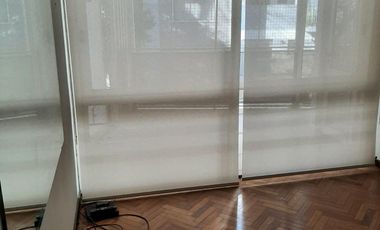 Piso al frente muy buena luz.