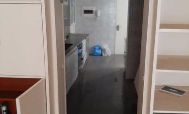 Piso al frente muy buena luz.