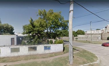 Casa en venta - 3 Dormitorios 1 Baño - Villa Allende