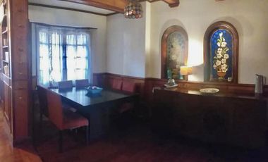 Casa 5 ambientes con pileta - Banfield Este