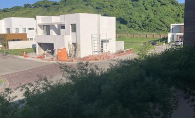 CASA EN VENTA EN PUNTA TIBURÓN LAG 6