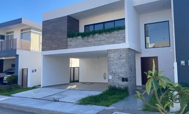 CASA EN VENTA EN PUNTA TIBURÓN LAG 6