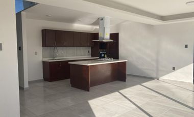 CASA EN VENTA EN PUNTA TIBURÓN LAG 6