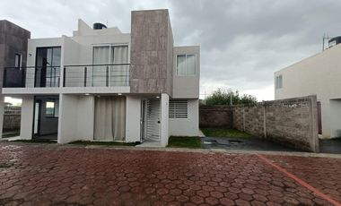 Casa en renta con tres recamaras y jardin en Tlaxcala