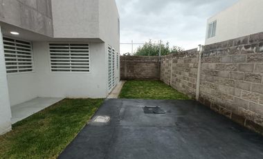 Casa en renta con tres recamaras y jardin en Tlaxcala