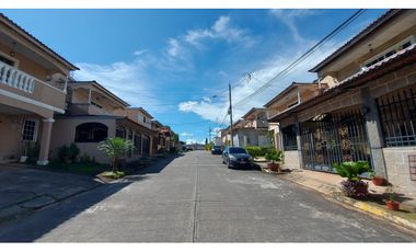 Vendo Casa en Pedregal # 2236 cvd