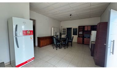 Venta casa con local Francisco lvarez