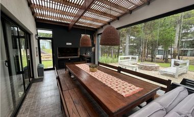 Casa en Venta en Costa Esmeralda - Sector Deportivo 5 Suites