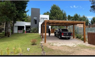 Casa en Venta en Costa Esmeralda - Sector Deportivo 5 Suites