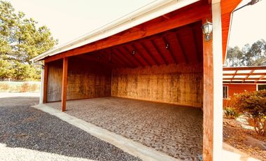 Arriendo de gran casa en sector Los Aromos