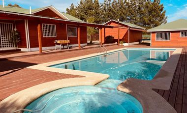 Arriendo de gran casa en sector Los Aromos