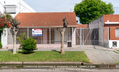 Casa en venta c/ cochera en Lomas de Zamora