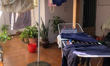 Casa en venta c/ cochera en Lomas de Zamora