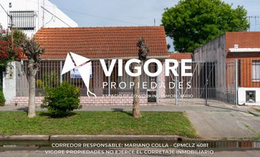 Casa en venta c/ cochera en Lomas de Zamora