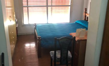 Casa en venta c/ cochera en Lomas de Zamora