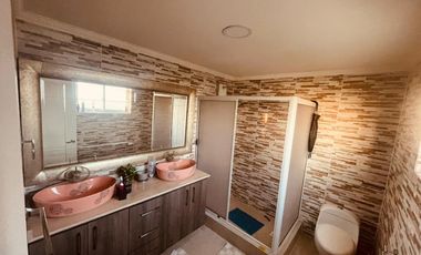 Preciosa casa en arriendo, El Cerrito, Algarrobo