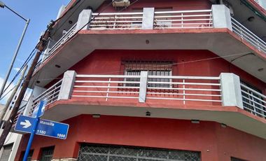 Departamento en venta - 2 Dormitorios 1 Baño - Lomas del Mirador