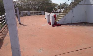 Departamento en venta - 2 Dormitorios 1 Baño - Lomas del Mirador