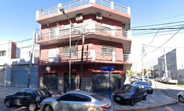 Departamento en venta - 2 Dormitorios 1 Baño - Lomas del Mirador