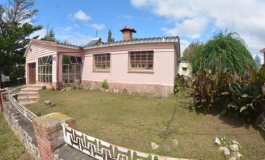 Casa en venta - 3 Dormitorios 2 Baños - Cochera - 1.089Mts2 - Mayu Sumaj, Córdoba