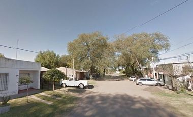 Casa en venta - 3 Dormitorios 1 Baño - 361,55mts2 - Saladillo