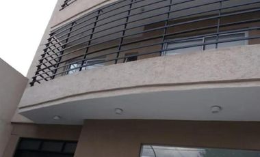 Casa en venta - 4 Dormitorios 3 Baños - Ezeiza