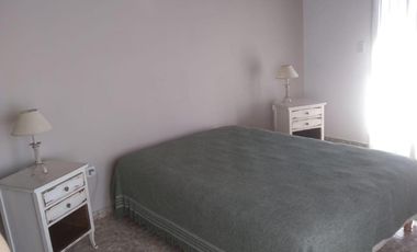 Casa en venta - 4 Dormitorios 3 Baños - Cochera - 405Mts2 - La Caleta, Mar de Cobo