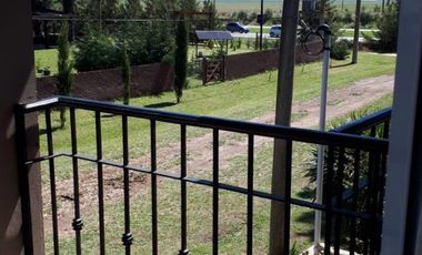 Casa en venta - 4 Dormitorios 3 Baños - Cochera - 405Mts2 - La Caleta, Mar de Cobo