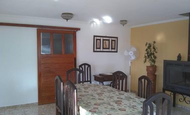 Casa en venta - 4 Dormitorios 3 Baños - Cochera - 405Mts2 - La Caleta, Mar de Cobo