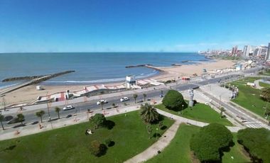 Dúplex en venta - 4 Dormitorios 4 Baños - Mar del Plata