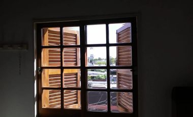 Casa en venta - 4 Dormitorios 3 Baños - Cochera - 300Mts2 - Cañuelas