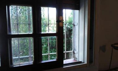 Casa en venta - 4 Dormitorios 3 Baños - Cochera - 300Mts2 - Cañuelas