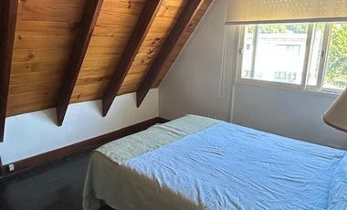 Casa en venta - 4 Dormitorios 3 Baños - Villa Gesell