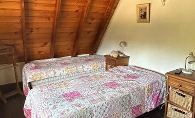 Casa en venta - 4 Dormitorios 3 Baños - Villa Gesell