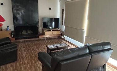 Casa en venta - 4 Dormitorios 3 Baños - Villa Gesell