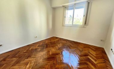 Departamento en alquiler 5 ambientes con cochera Solo uso comercial