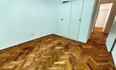 Departamento en alquiler 5 ambientes con cochera Solo uso comercial