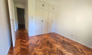 Departamento en alquiler 5 ambientes con cochera Solo uso comercial