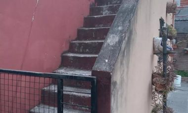 Casa en venta - 3 Dormitorios 2 Baños - 300mts2  - Almirante Brown