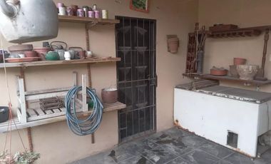 Casa en venta - 3 Dormitorios 2 Baños - 300mts2  - Almirante Brown