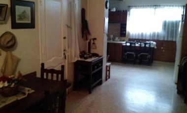 Casa en venta - 4 Dormitorios 3 Baños - Cocheras - 500Mts2 - Santa Teresa, Santa Fe