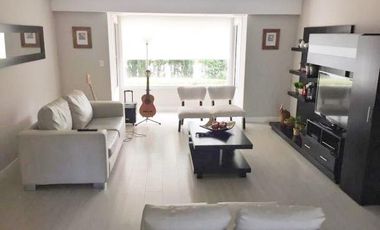 Casa en venta - 4 Dormitorios 3 Baños - Cocheras - 660Mts2 - Mar del Plata